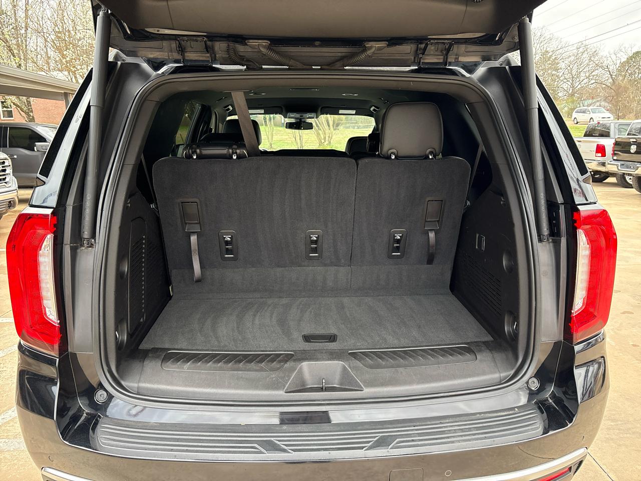 GMC Yukon SLT 4WD 2021