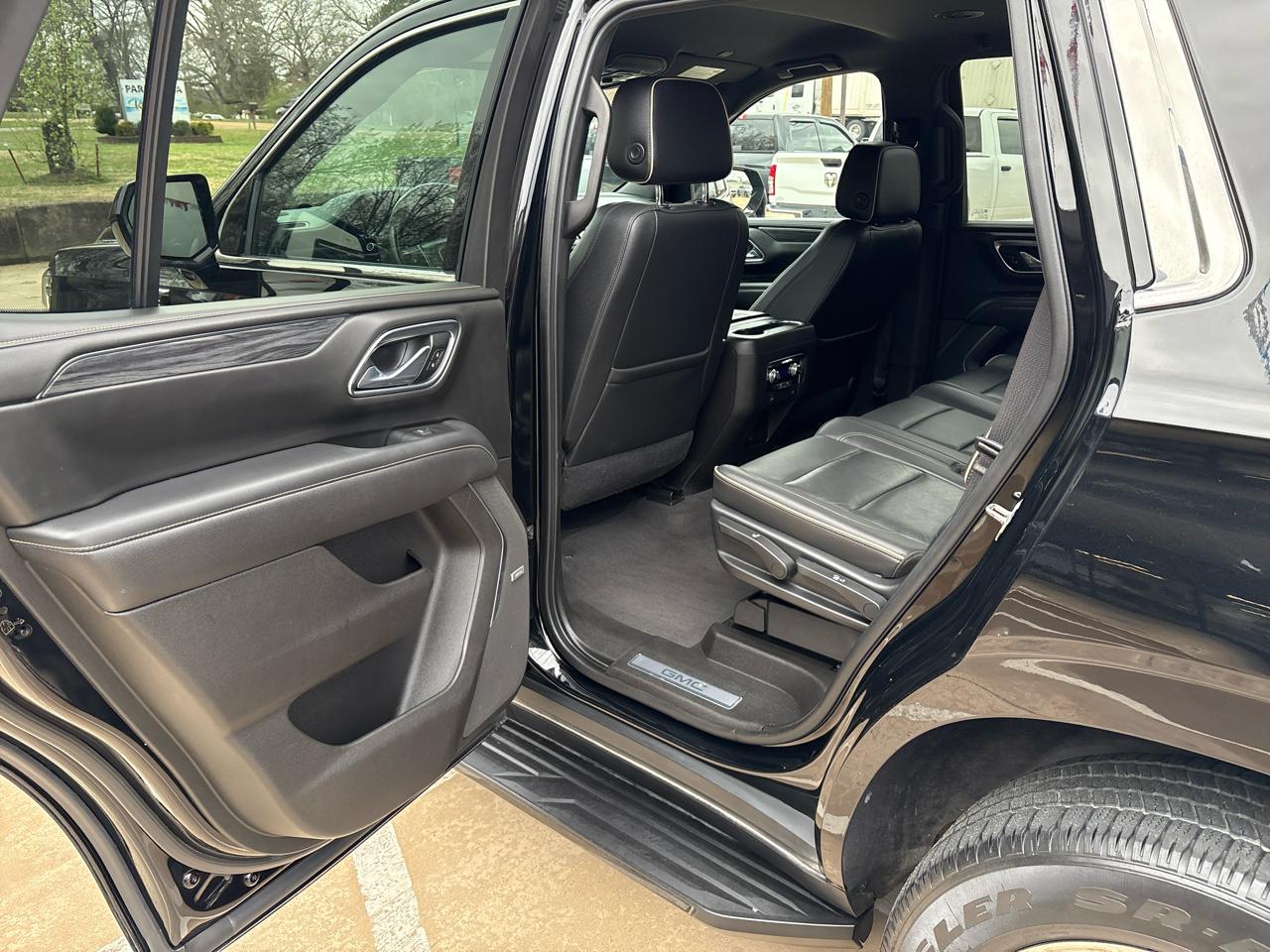 GMC Yukon SLT 4WD 2021