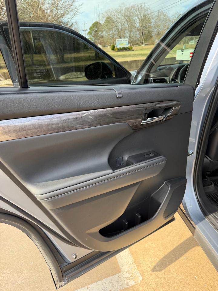 Toyota Highlander Platinum AWD V6 2022