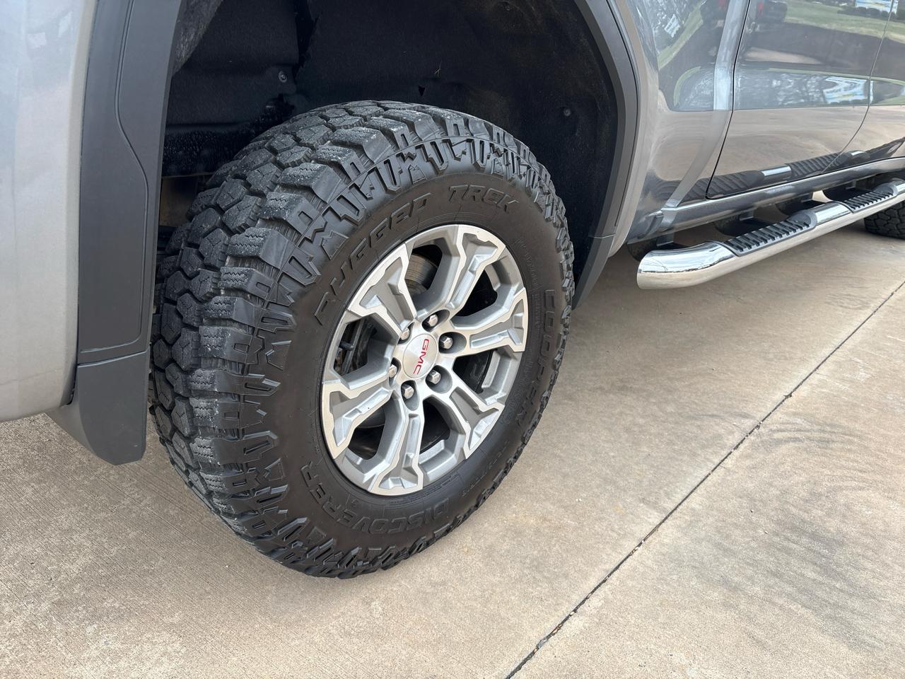 GMC Sierra 1500 SLT Crew Cab Long Box 4WD 2019