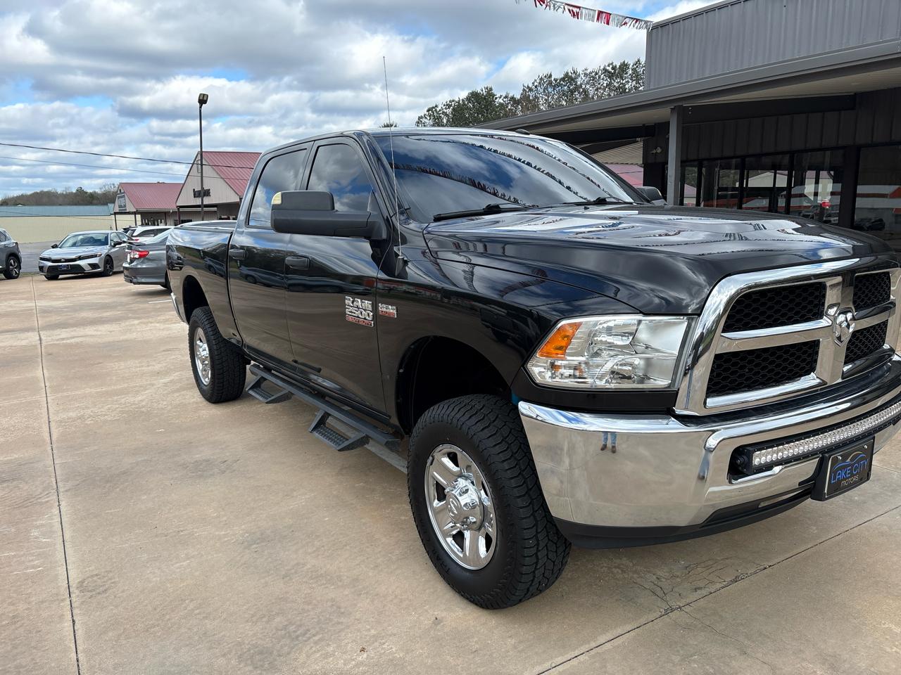 RAM 2500 Tradesman Crew Cab SWB 4WD 2018