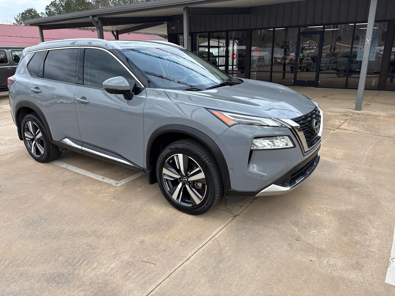 Nissan Rogue Platinum 2023