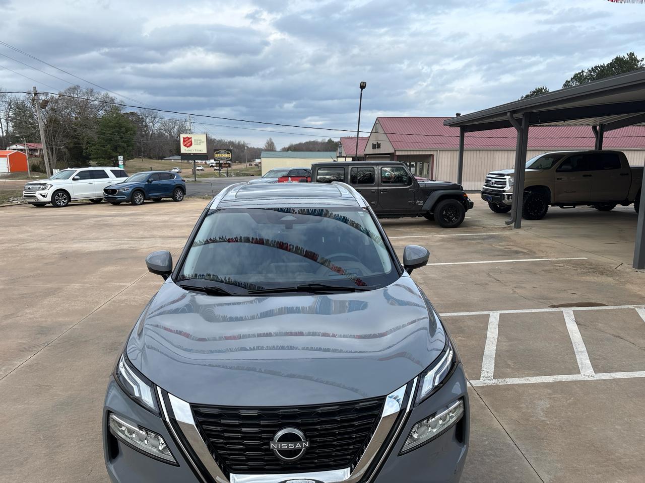 Nissan Rogue Platinum 2023