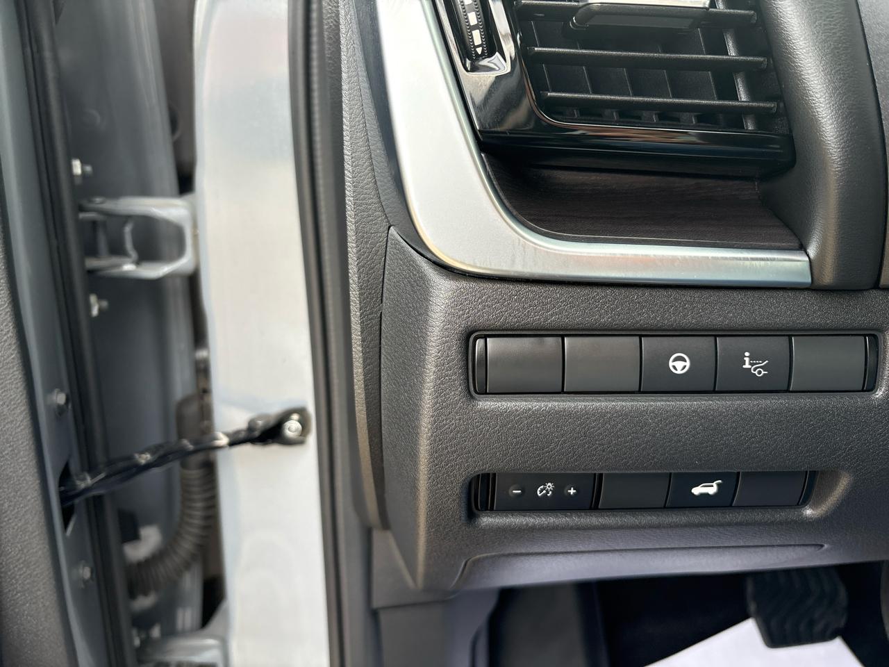 Nissan Rogue Platinum 2023