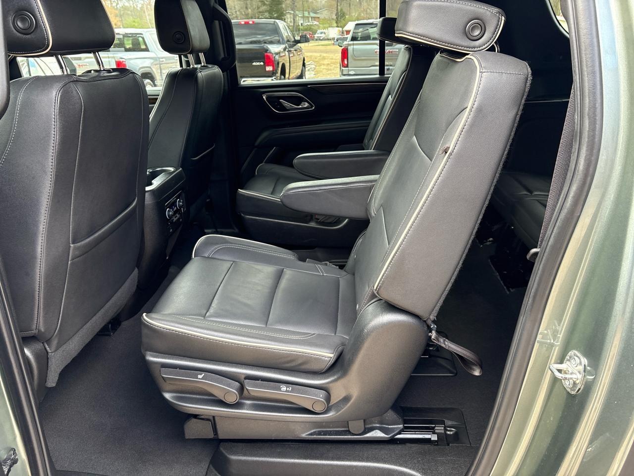 Chevrolet Suburban Premier 2023