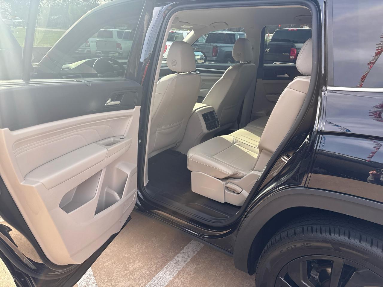 Volkswagen Atlas V6 SE w/Technology 2022