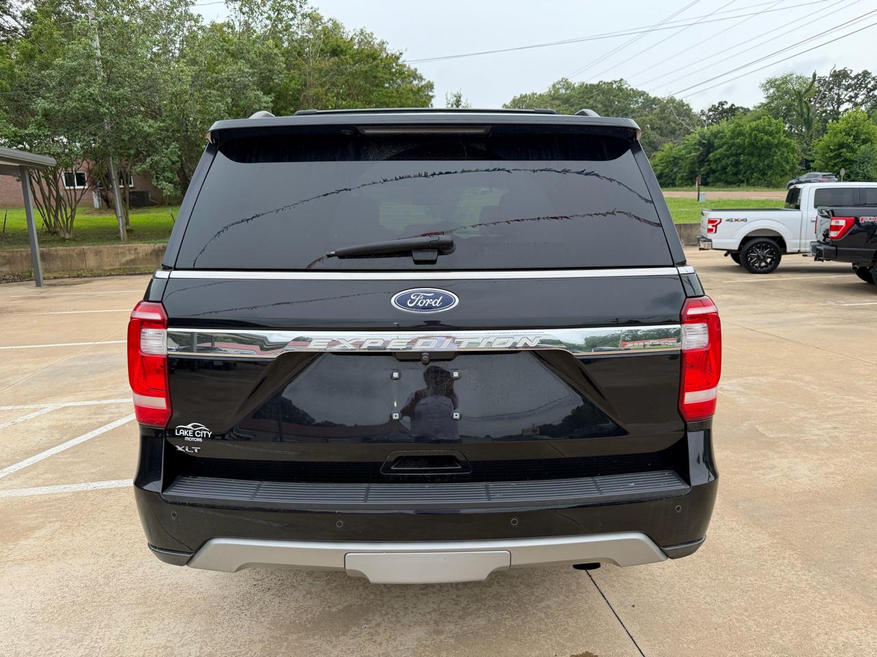 Ford Expedition XLT 4WD 2019