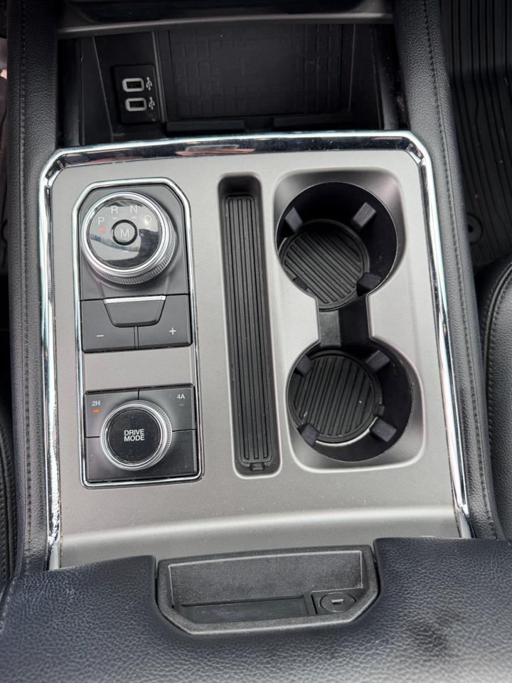Ford Expedition XLT 4WD 2019