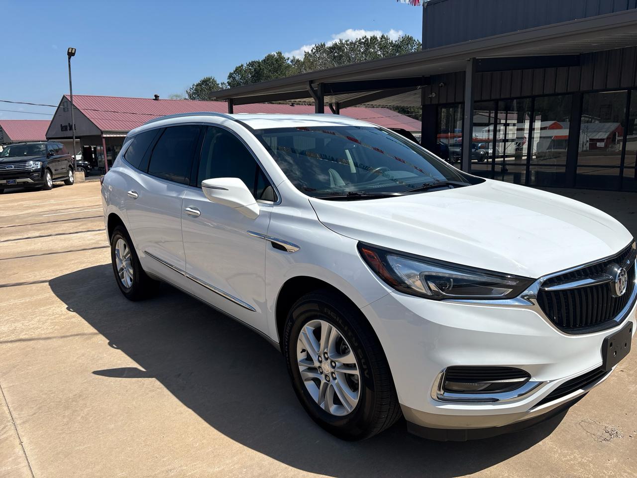 Buick Enclave Essence FWD 2021