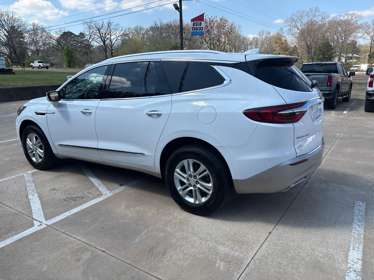 Buick Enclave Essence FWD 2021