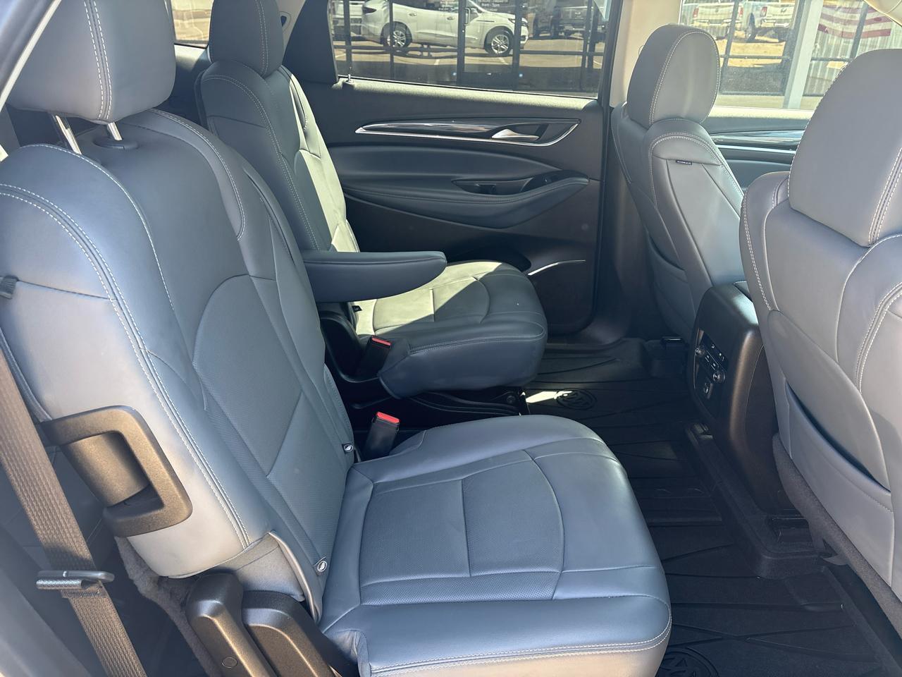 Buick Enclave Essence FWD 2021