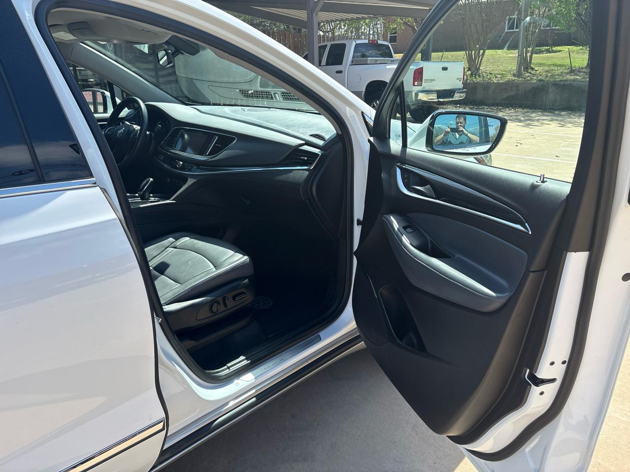 Buick Enclave Essence FWD 2021