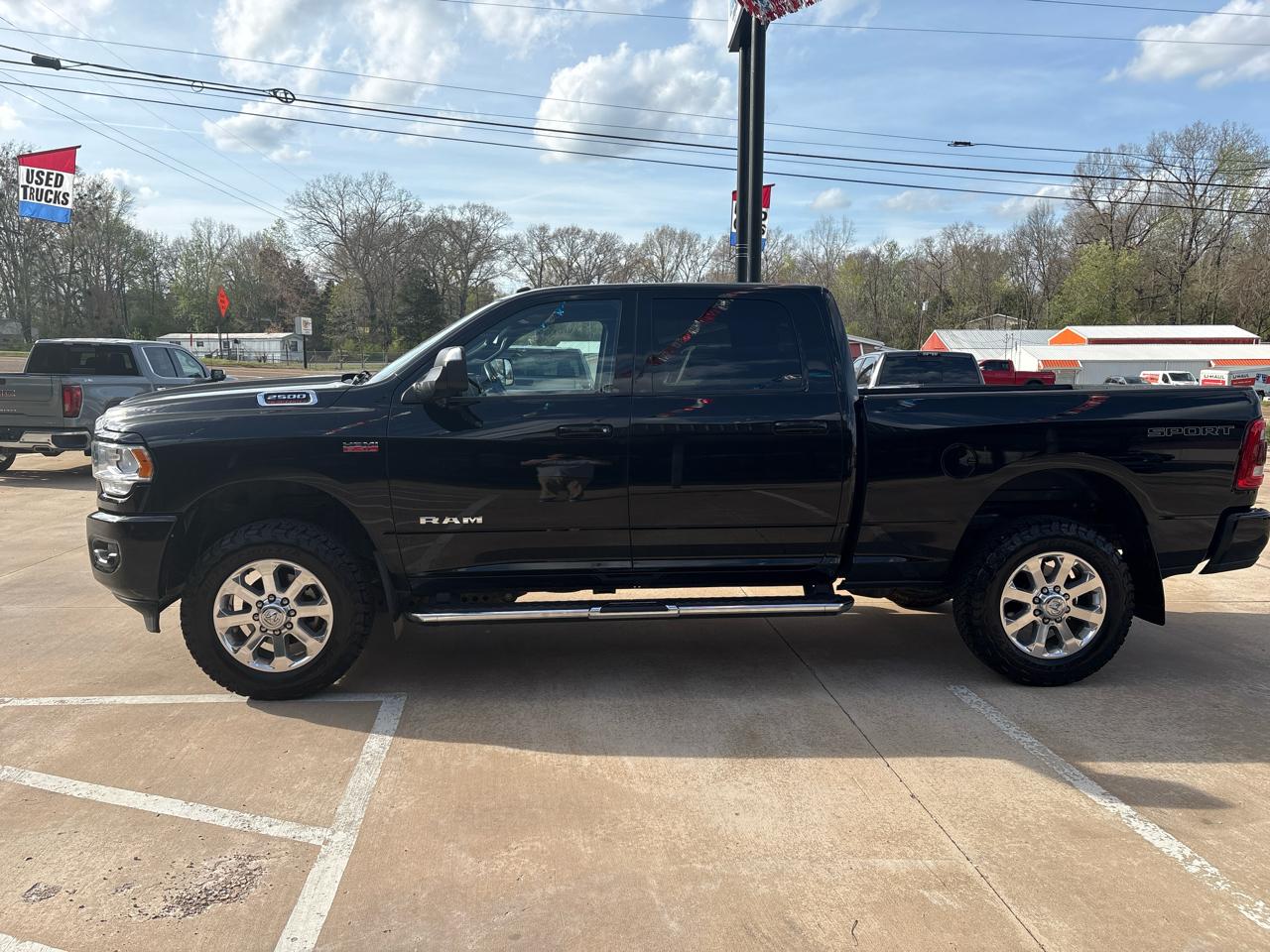 RAM 2500 Big Horn 4x4 Crew Cab 6'4" Box 2021