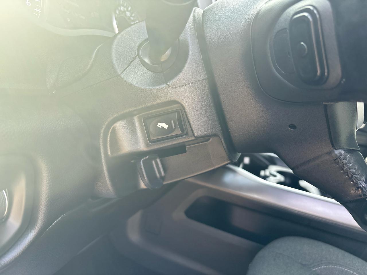 RAM 2500 Big Horn 4x4 Crew Cab 6'4" Box 2021