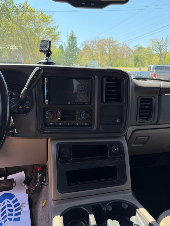 GMC Yukon XL 1500 2WD 2003