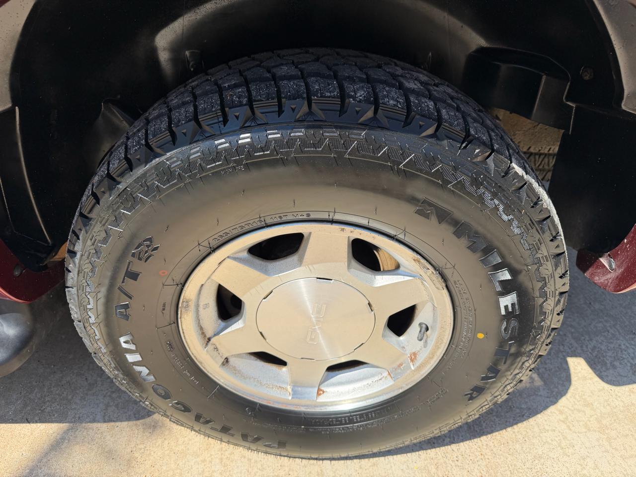 GMC Yukon XL 1500 2WD 2003