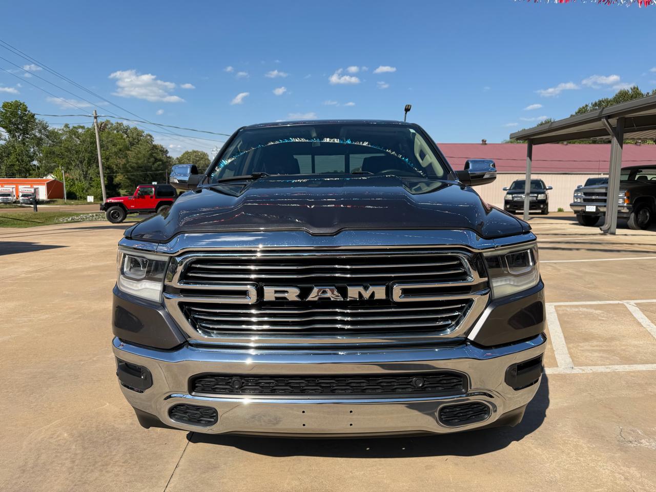 RAM 1500 Laramie Crew Cab SWB 4WD 2020