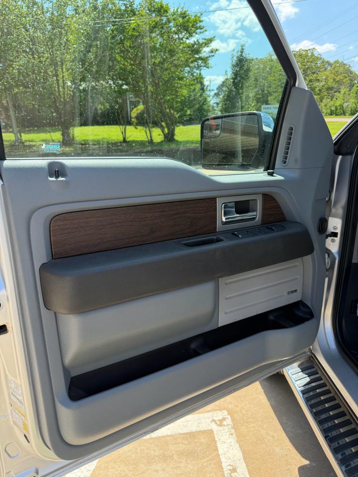 Ford F-150 Lariat SuperCrew 5.5-ft. Bed 4WD 2014