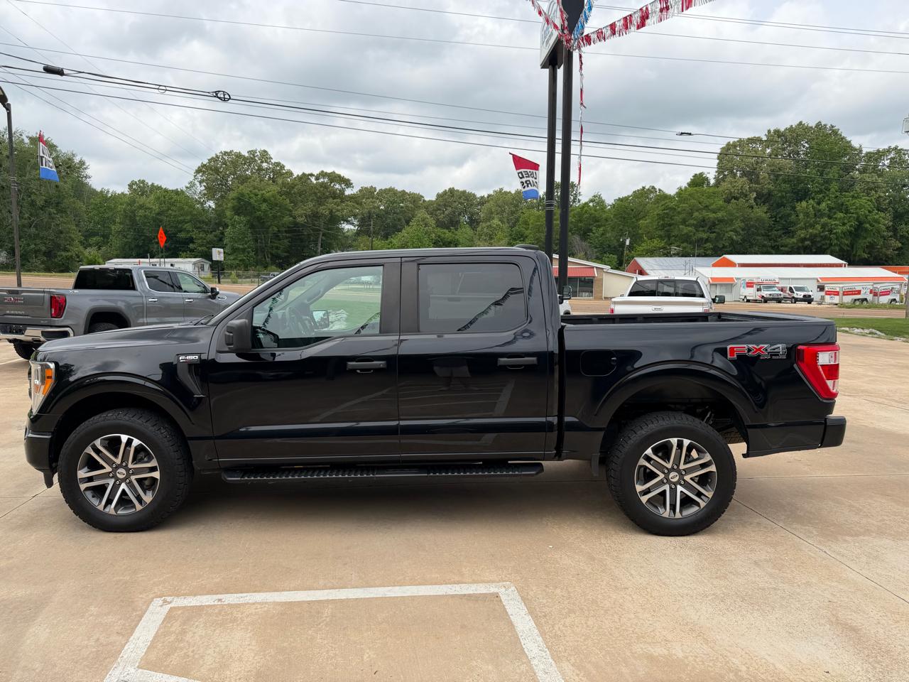 Ford F-150 XL SuperCrew 5.5-ft. Bed 4WD 2021