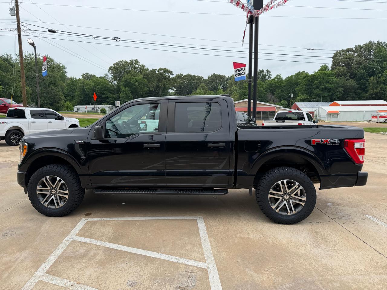 Ford F-150 XL SuperCrew 5.5-ft. Bed 4WD 2021