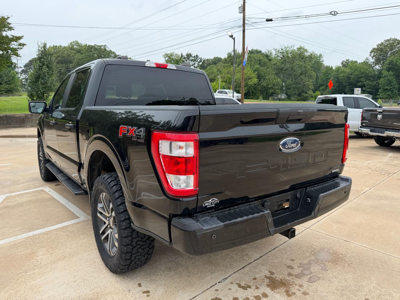 Ford F-150 XL SuperCrew 5.5-ft. Bed 4WD 2021