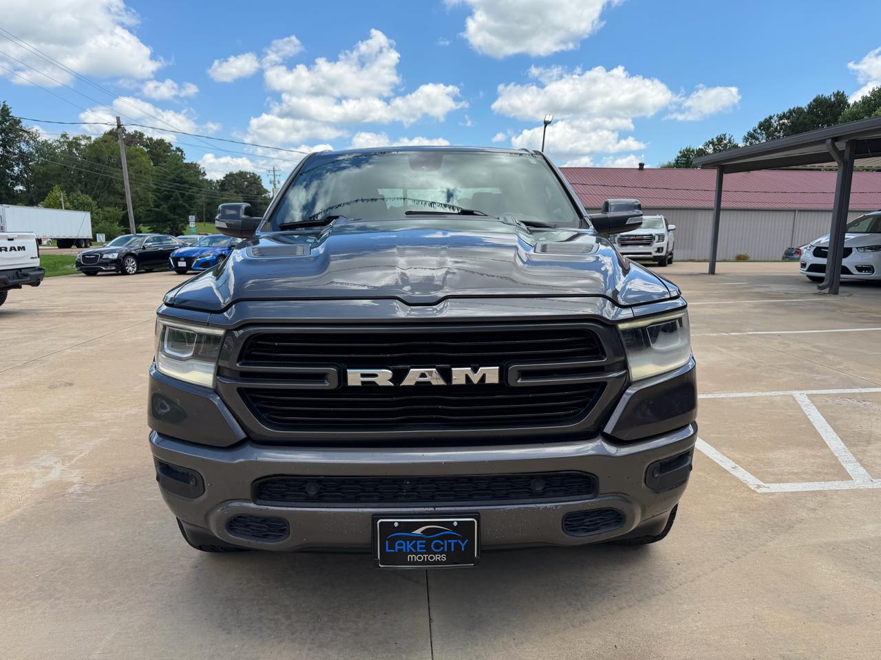 RAM 1500 Laramie Crew Cab SWB 4WD 2020