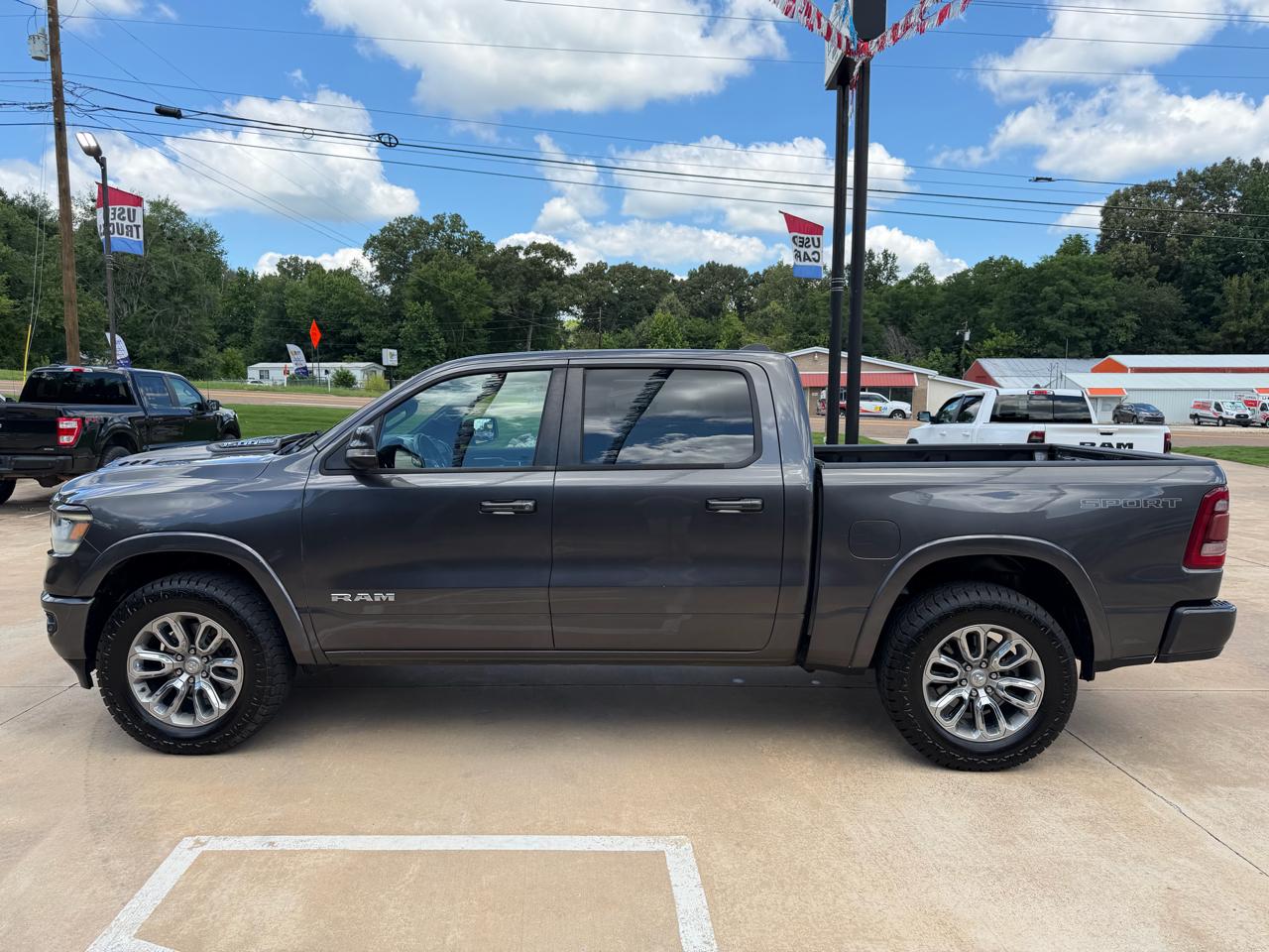 RAM 1500 Laramie Crew Cab SWB 4WD 2020