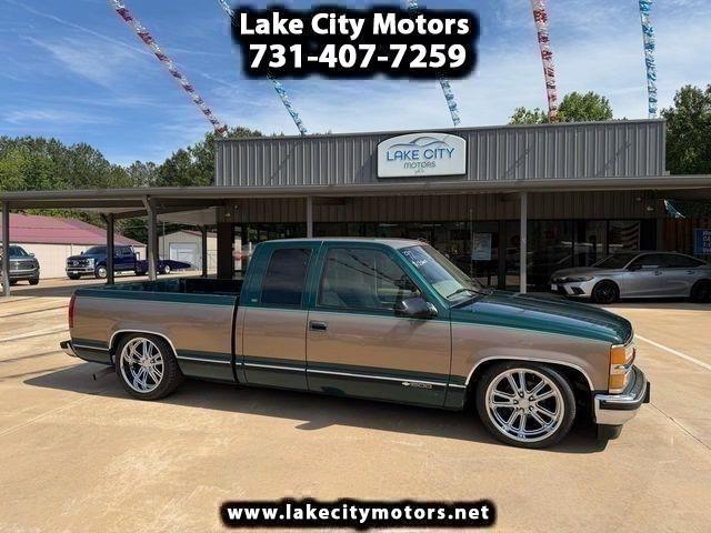 1997 Chevrolet C/K 1500 Ext. Cab 6.5-ft. Bed 2WD