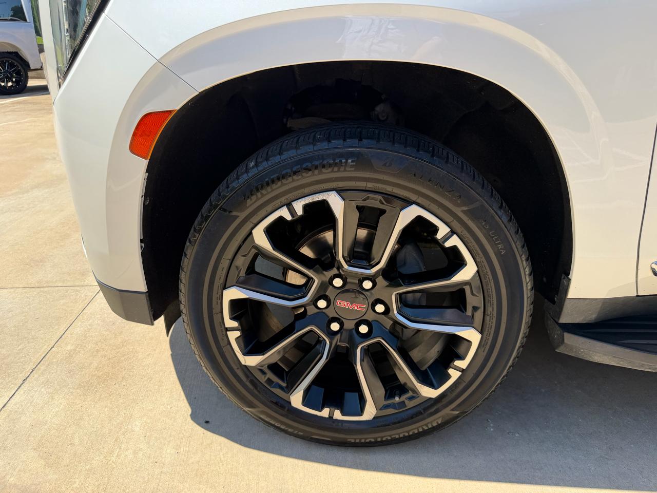 GMC Yukon XL SLT 4WD 2023