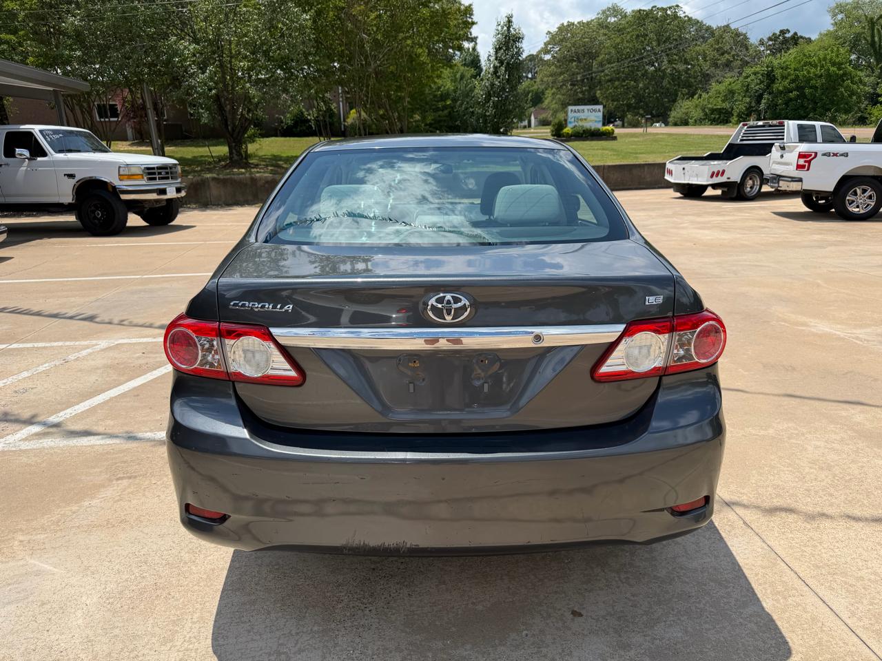 Toyota Corolla LE 4D Sedan at 2013