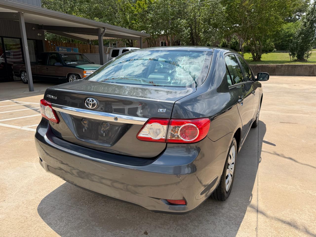 Toyota Corolla LE 4D Sedan at 2013