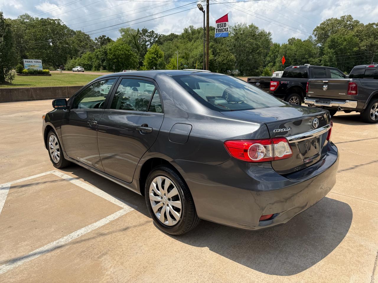 Toyota Corolla LE 4D Sedan at 2013