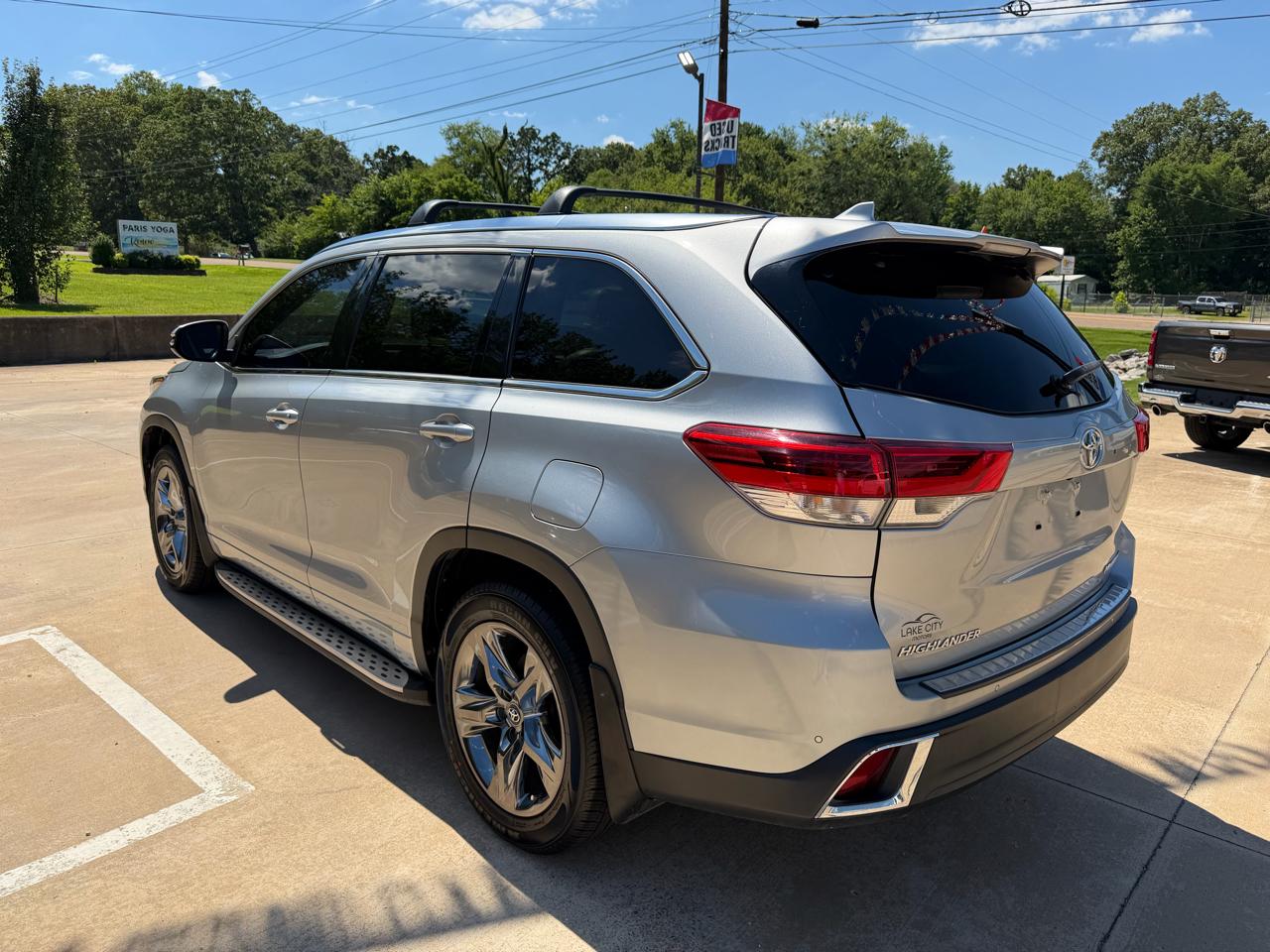 Toyota Highlander Limited Platinum V6 AWD (Natl) 2017