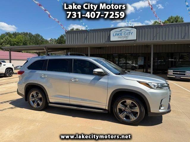 2017 Toyota Highlander Limited Platinum V6 AWD (Natl)