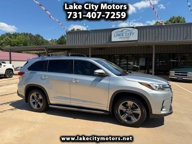 2017 Toyota Highlander Limited Platinum V6 AWD (Natl)