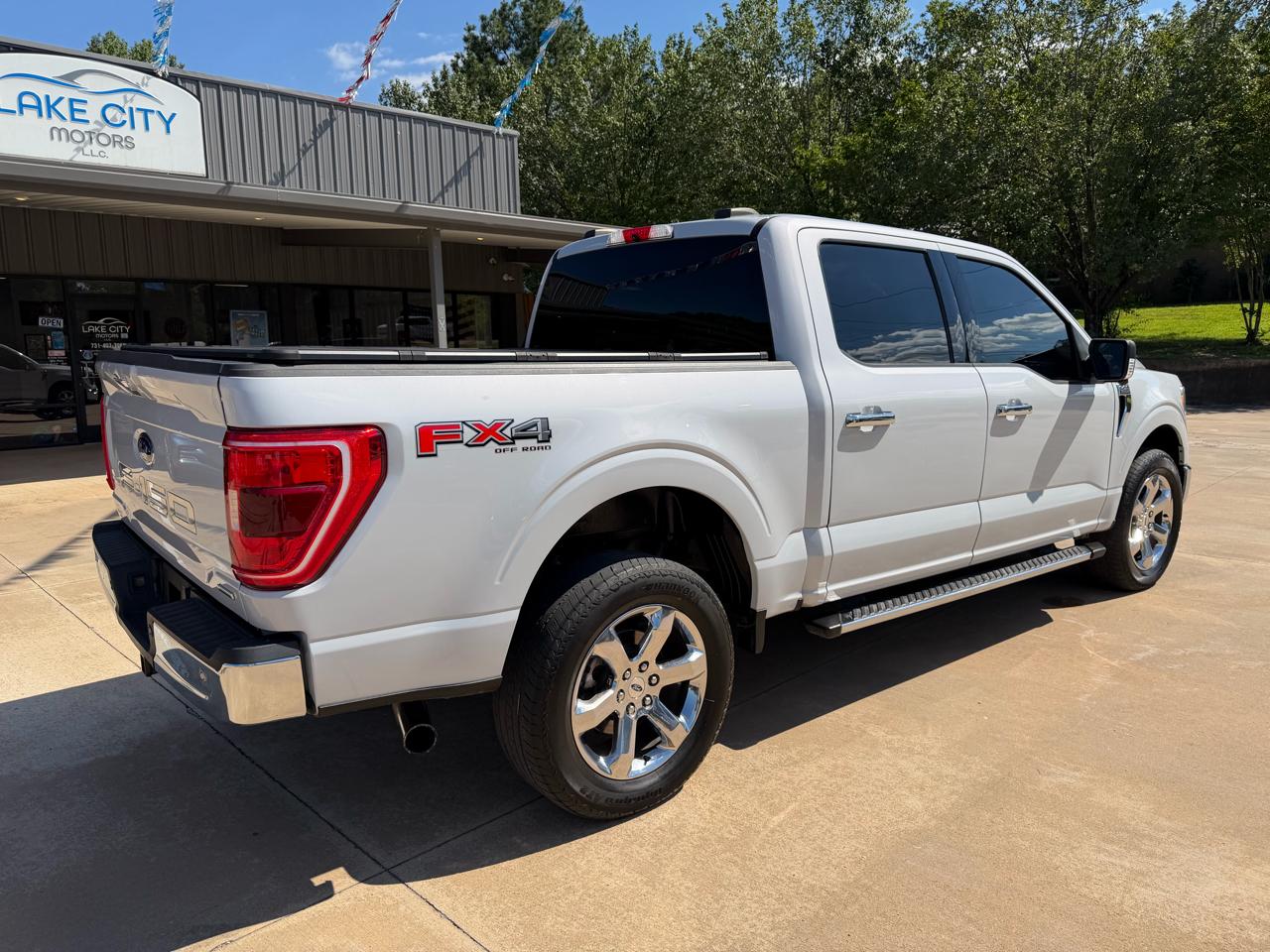 Ford F-150 XLT SuperCrew 5.5-ft. Bed 4WD 2021
