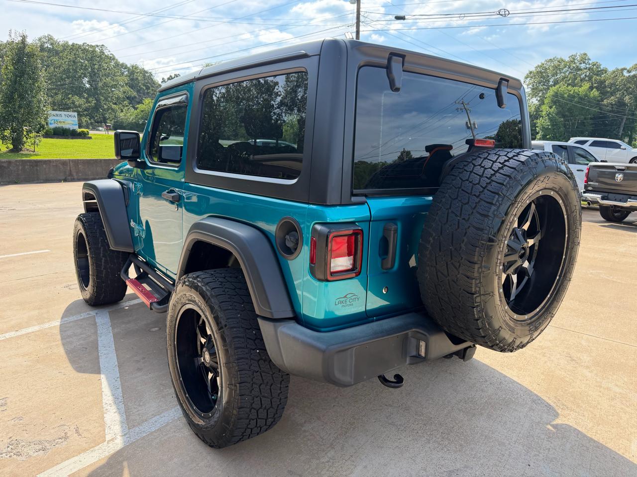 Jeep Wrangler Sport 4WD 2019