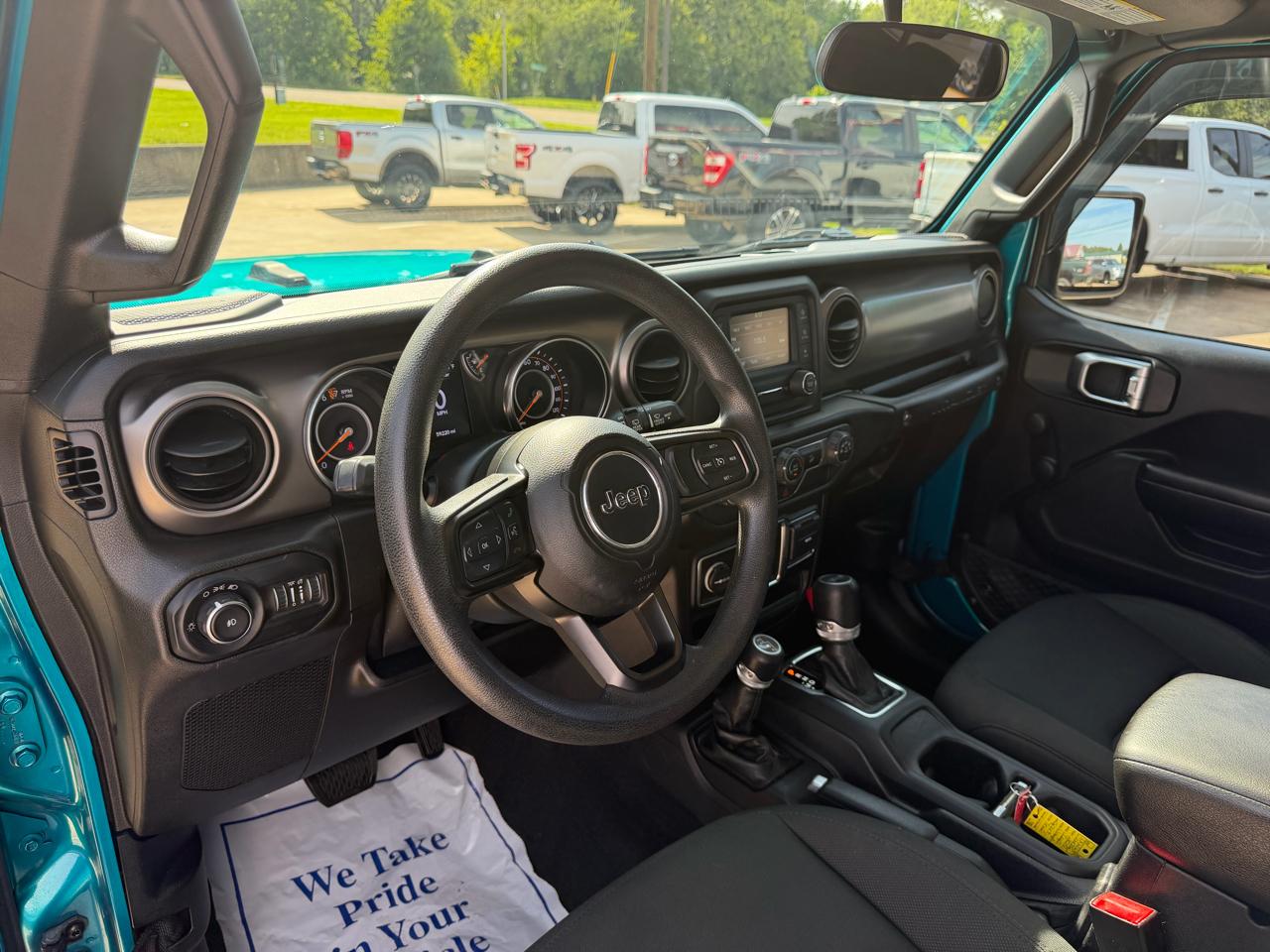 Jeep Wrangler Sport 4WD 2019