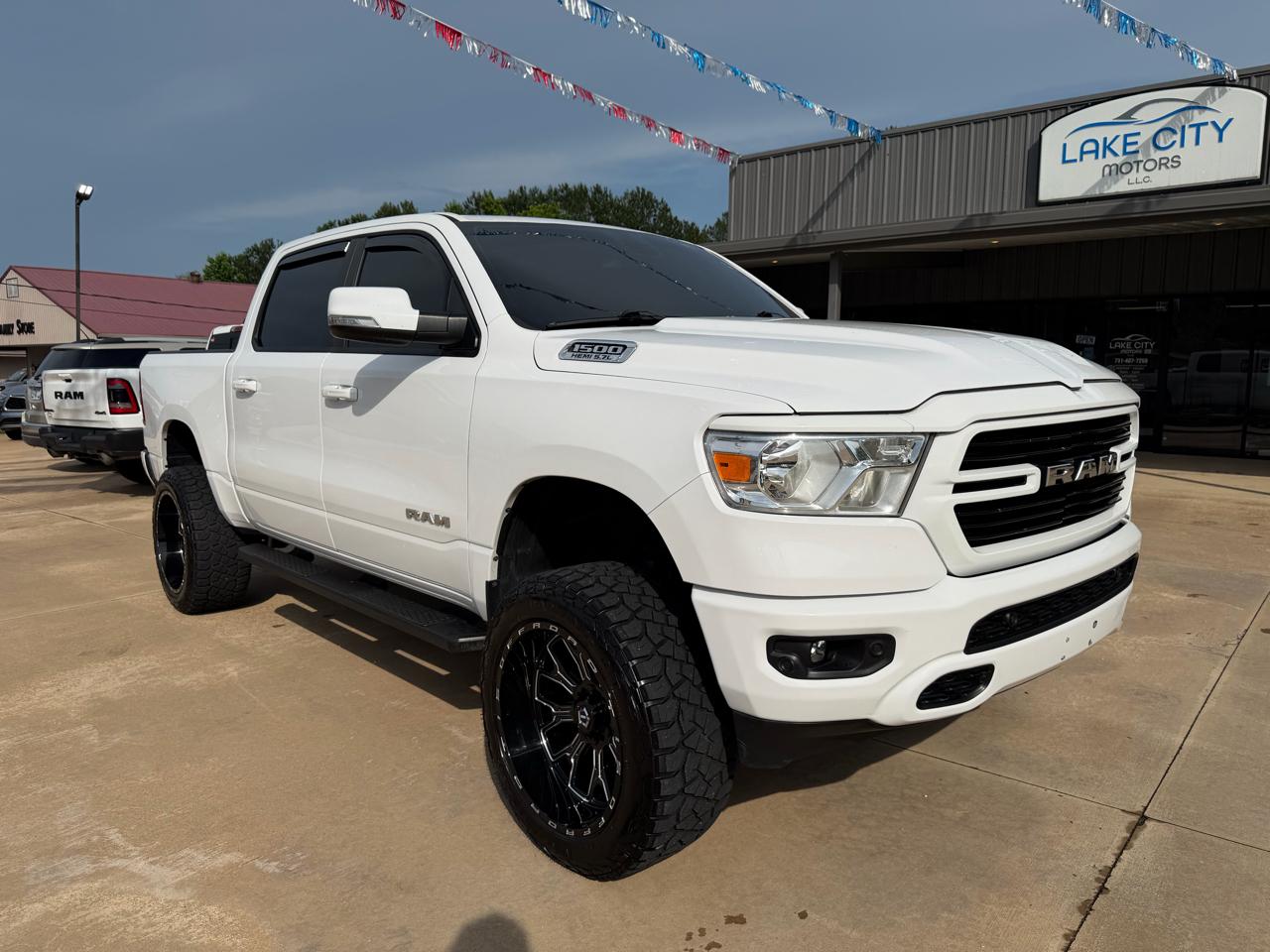 RAM 1500 Big Horn Crew Cab SWB 4WD 2020