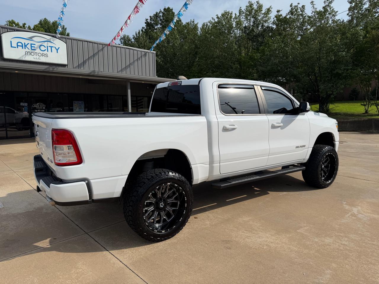 RAM 1500 Big Horn Crew Cab SWB 4WD 2020