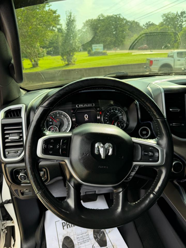 RAM 1500 Big Horn Crew Cab SWB 4WD 2020
