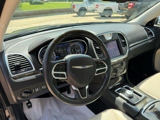 Chrysler 300 Limited RWD 2018