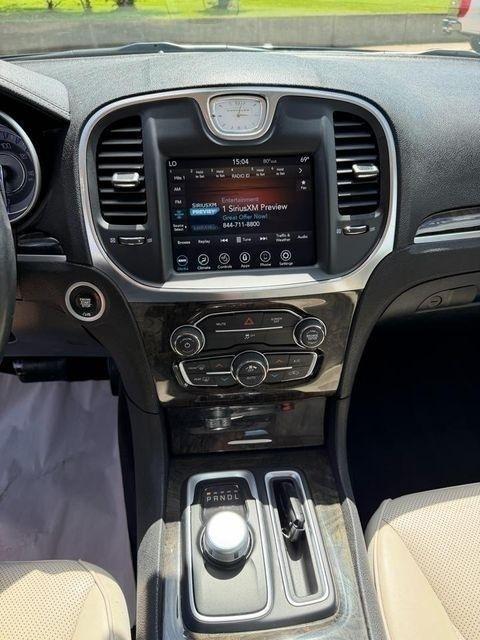 Chrysler 300 Limited RWD 2018