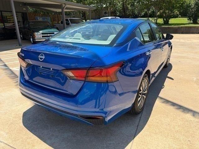 Nissan Altima 2.5 SV 2025