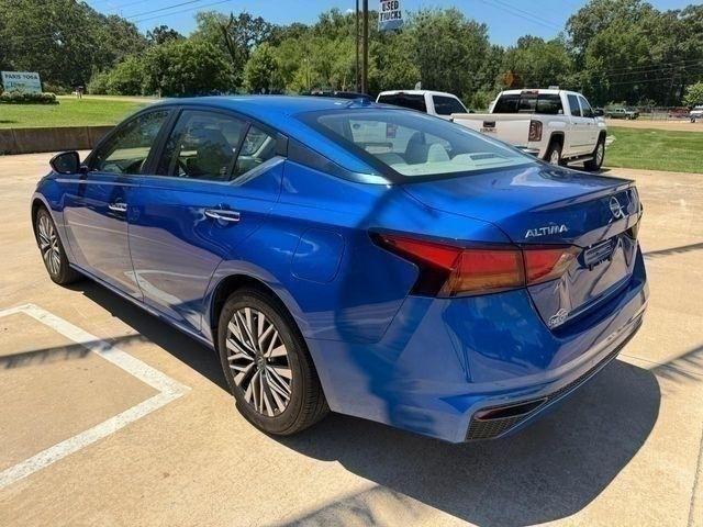 Nissan Altima 2.5 SV 2025