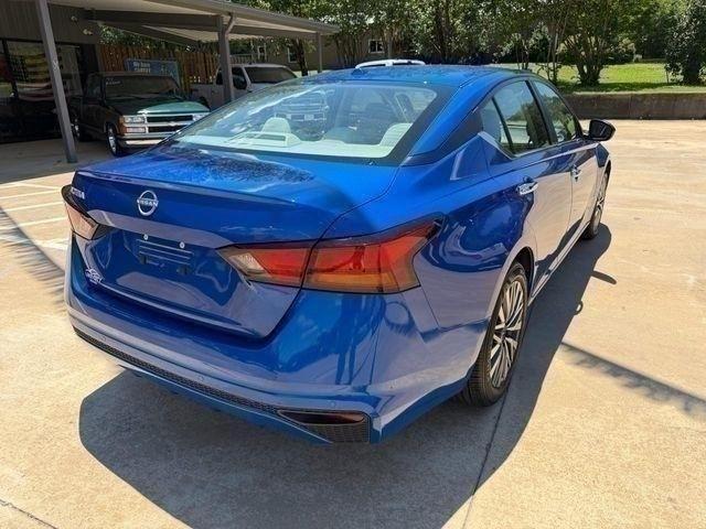 Nissan Altima 2.5 SV 2025