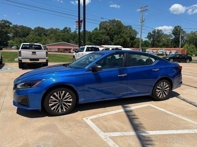 Nissan Altima 2.5 SV 2025
