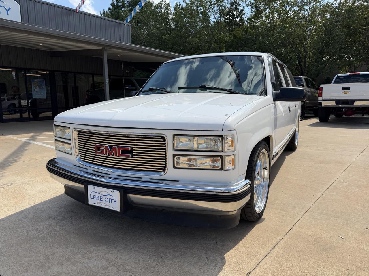 GMC Suburban 1500 2WD 1997