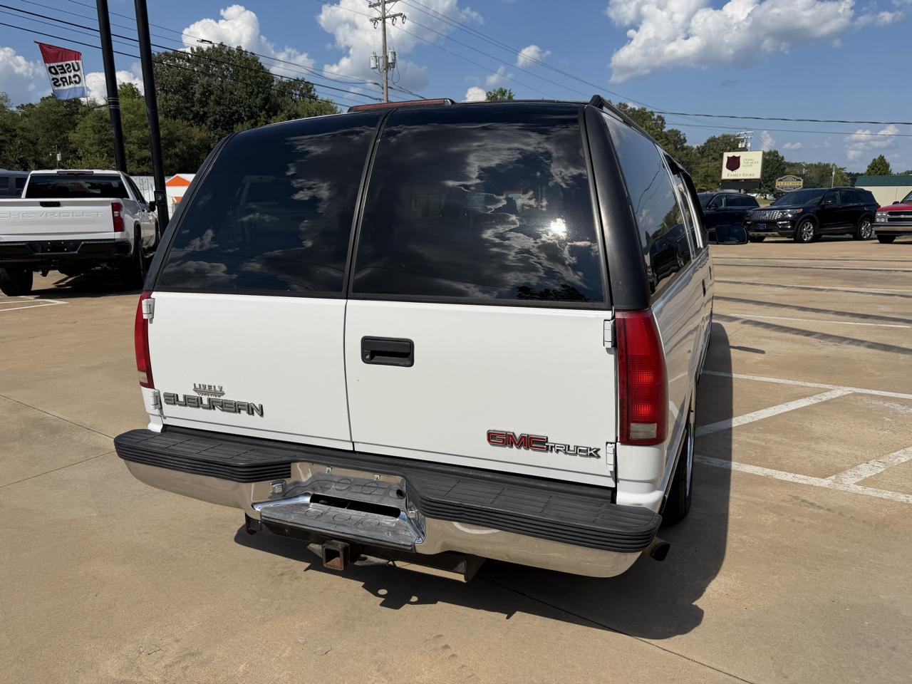 GMC Suburban 1500 2WD 1997