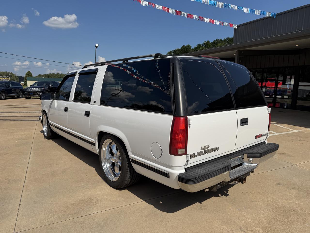 GMC Suburban 1500 2WD 1997